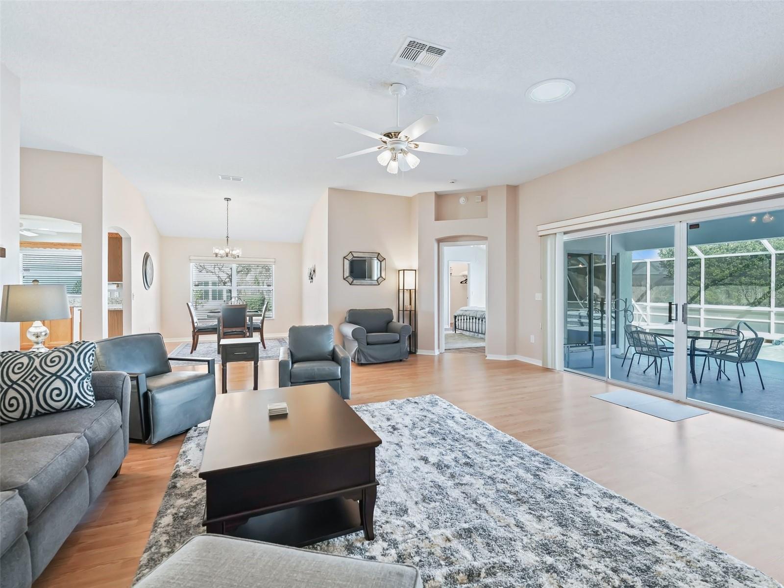 Image 11 of 27 For 1103 Chaparral Drive
