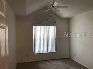 Listing photo id 9 for 2445 18 Circle