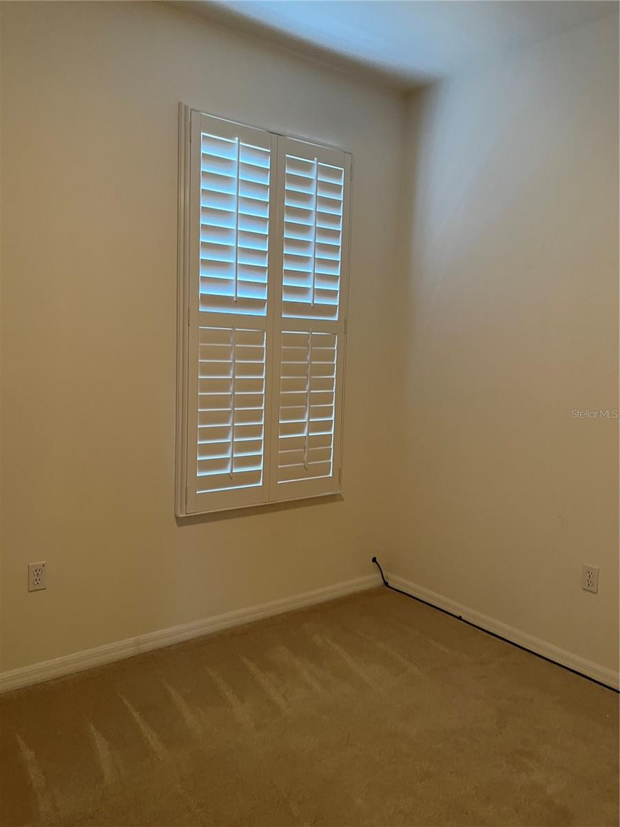 Image 16 of 40 For 8701 83rd Circle