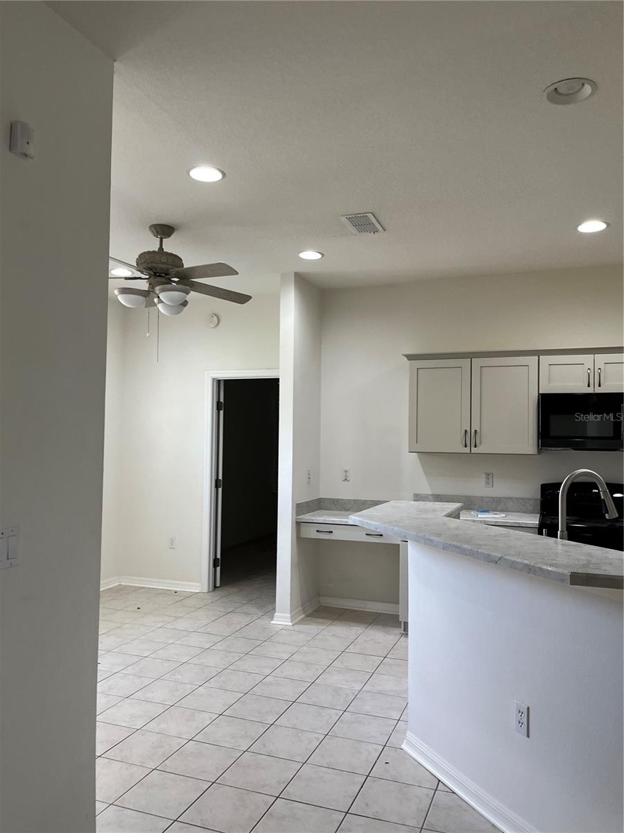 Image 26 of 40 For 8701 83rd Circle