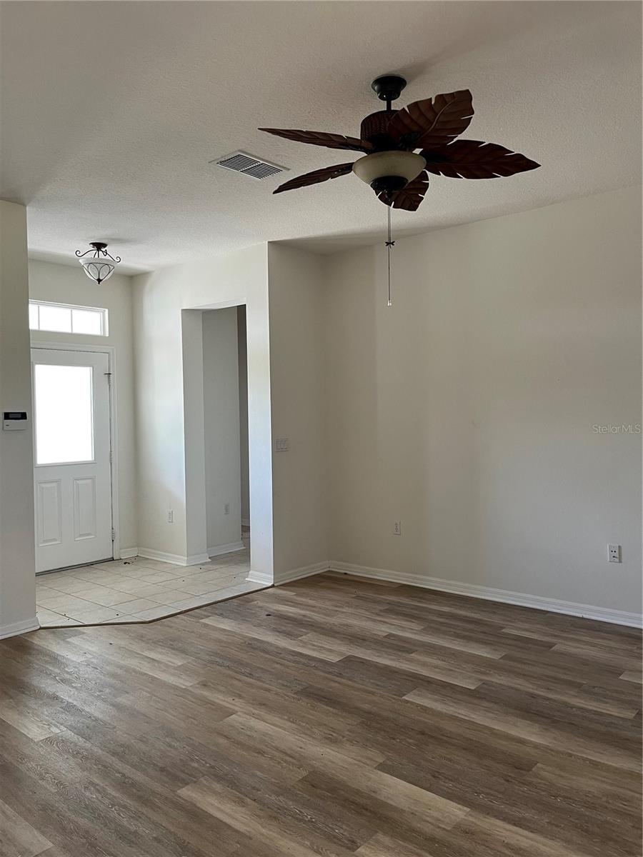 Image 8 of 40 For 8701 83rd Circle
