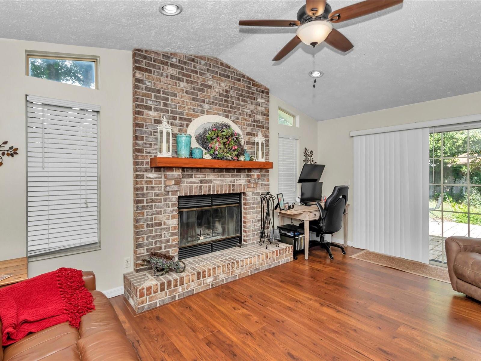 Image 12 of 51 For 4720 9th Street