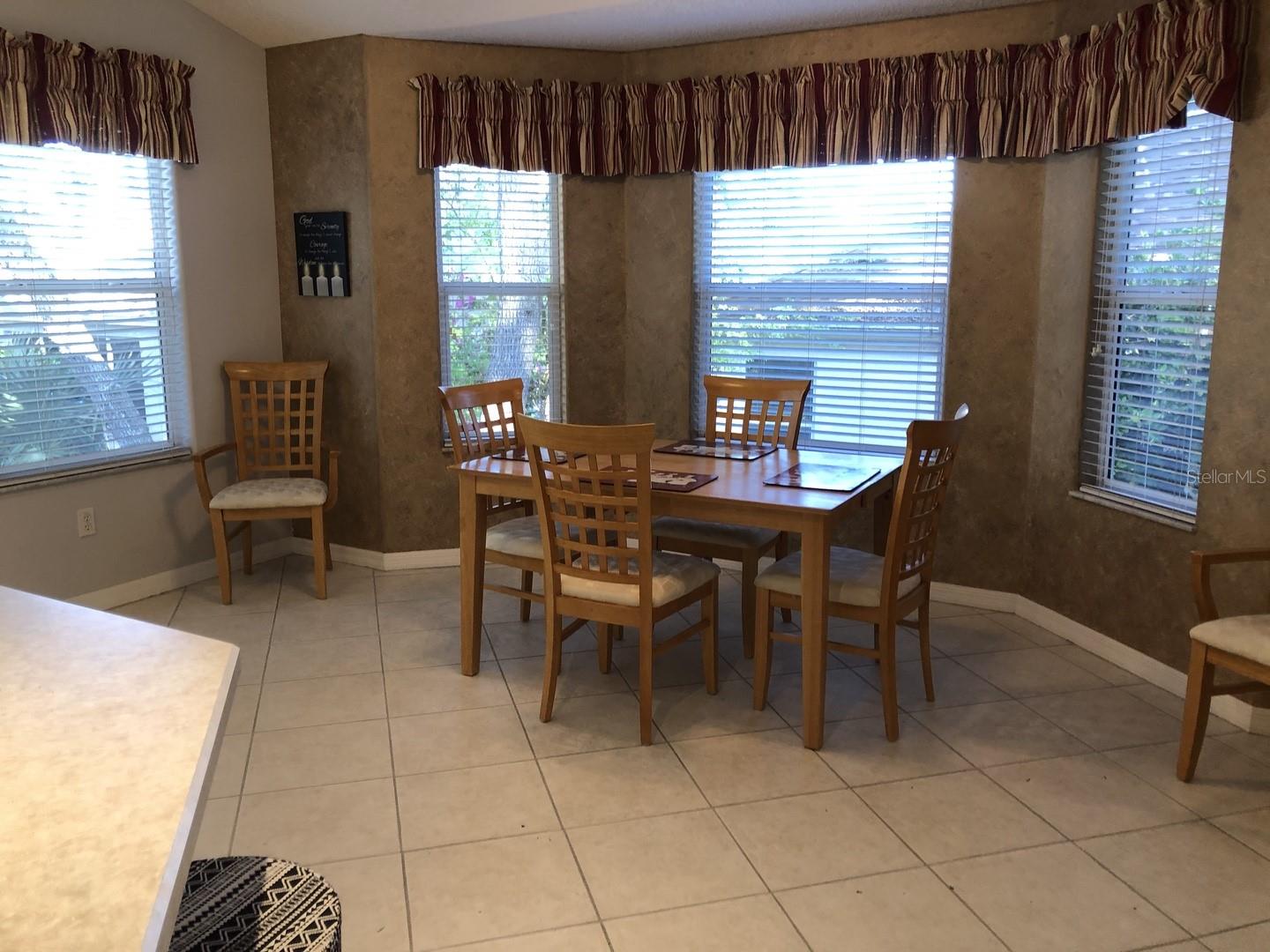 Image 4 of 13 For 119 Costa Mesa Drive