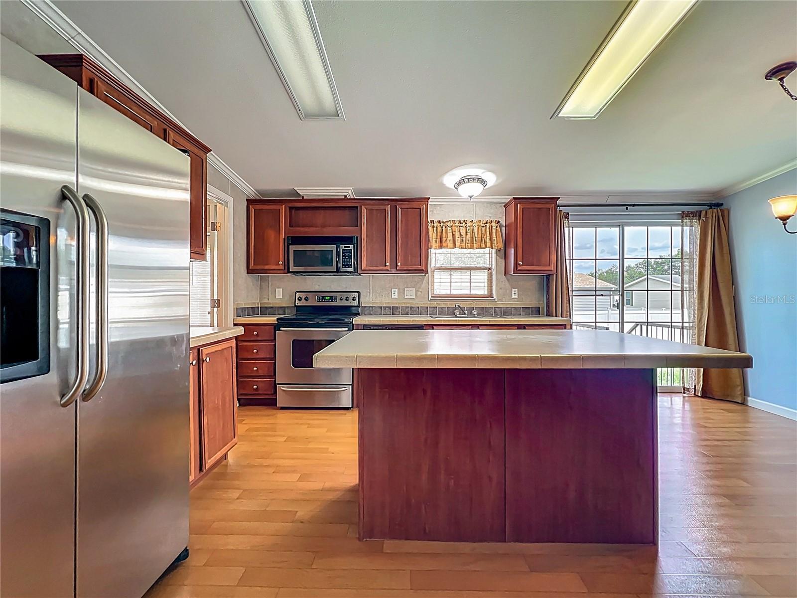 Image 11 of 56 For 8801 66th Terrace