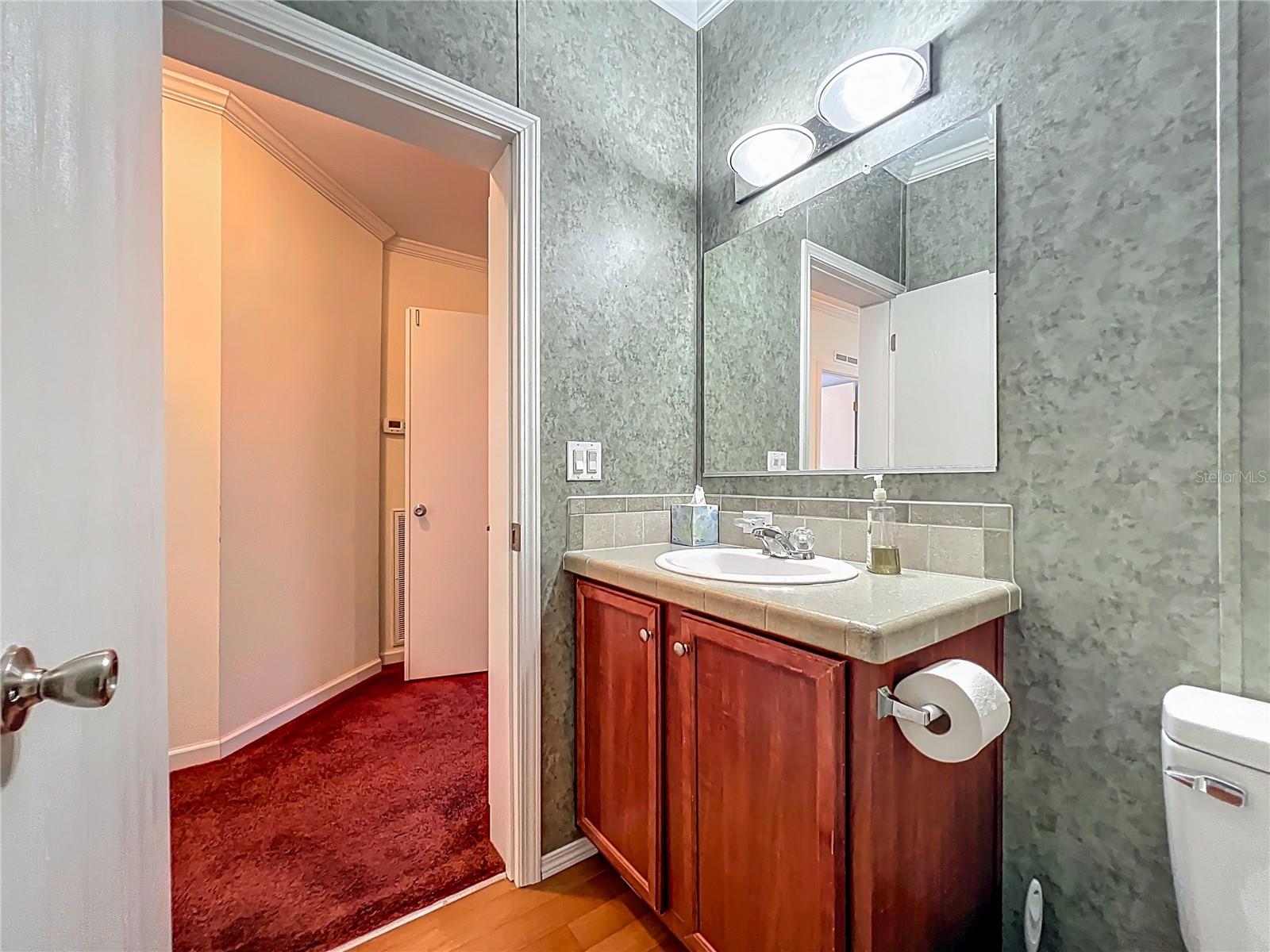 Image 18 of 56 For 8801 66th Terrace