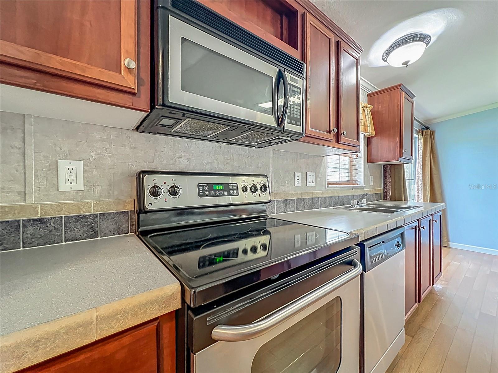 Image 9 of 56 For 8801 66th Terrace