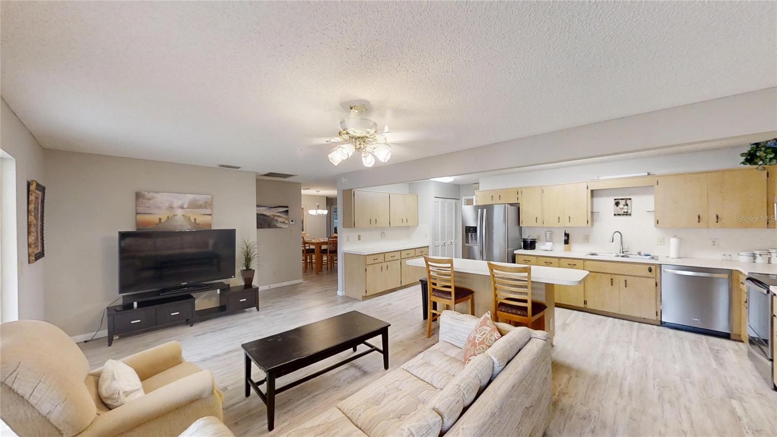 Image 7 of 20 For 8430 90th Lane D