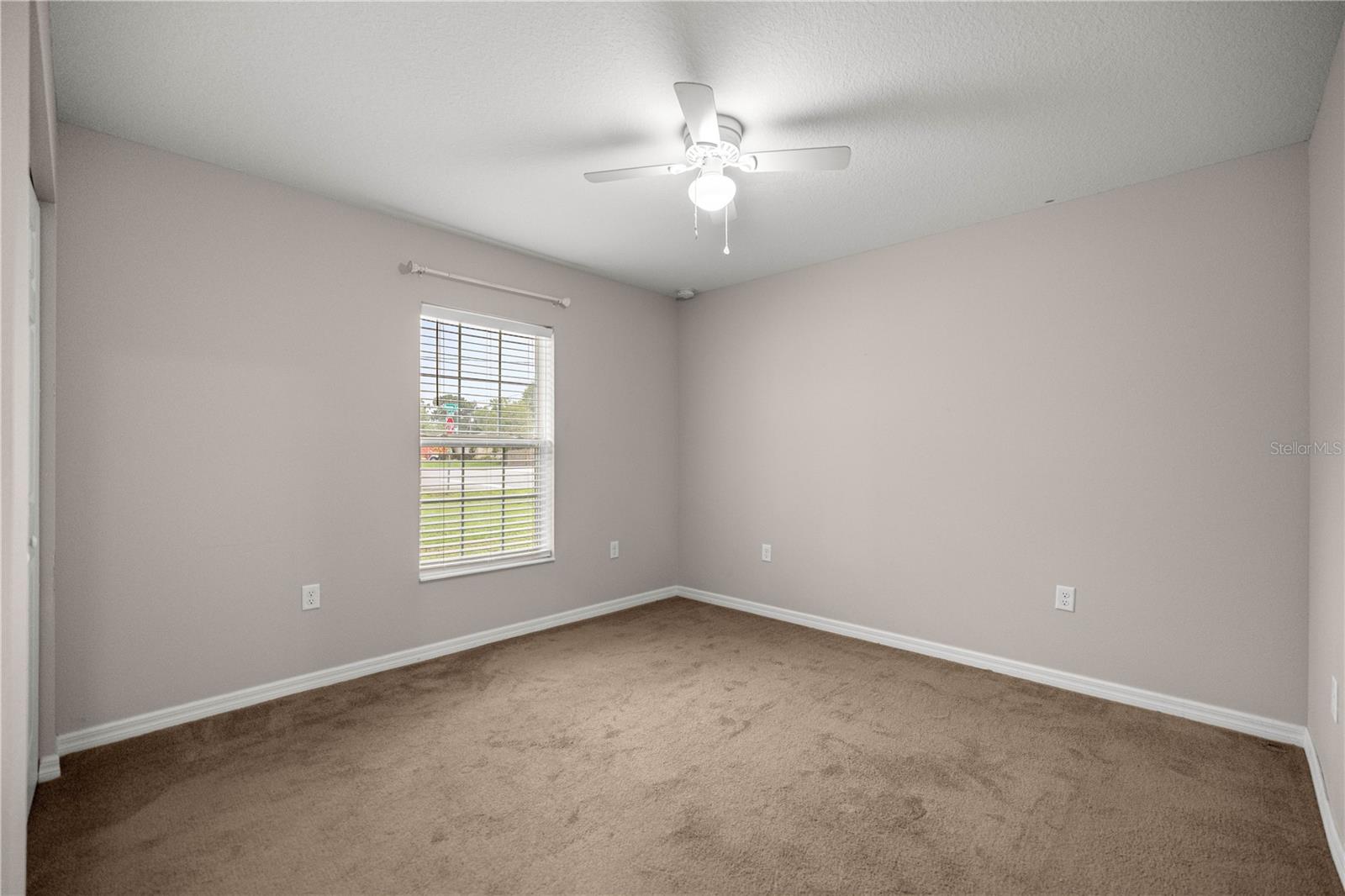 Image 15 of 28 For 10 Pecan Lane