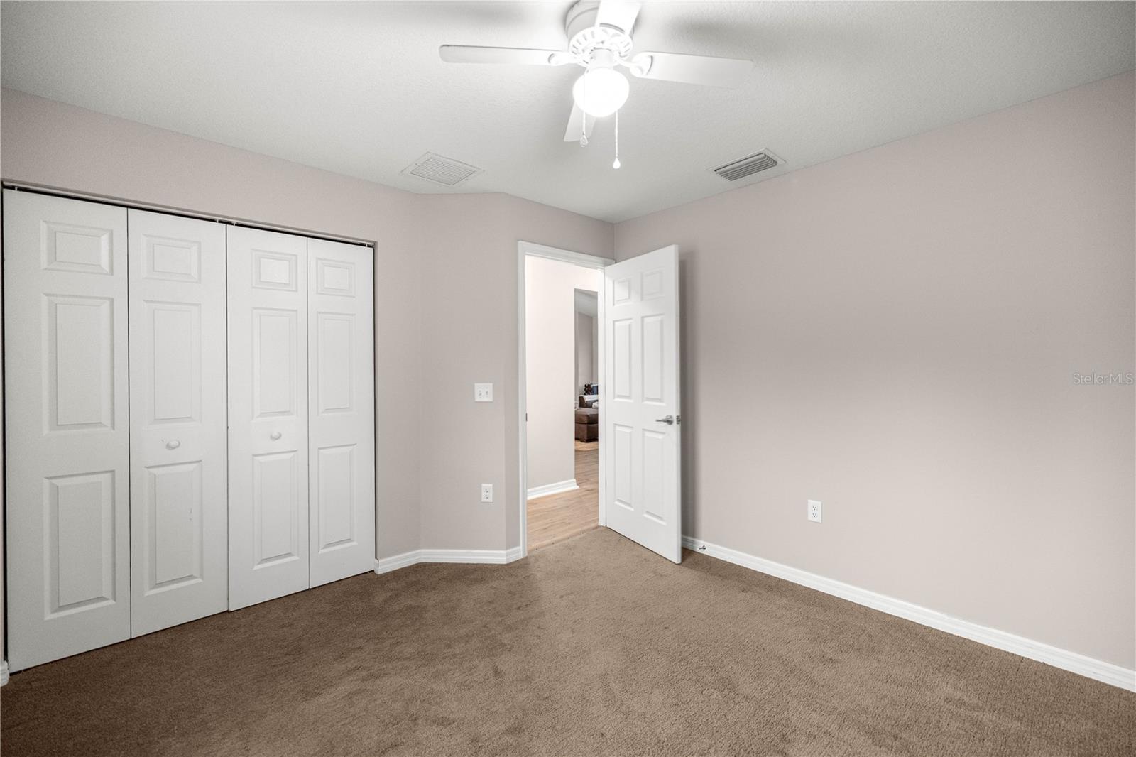 Image 19 of 28 For 10 Pecan Lane
