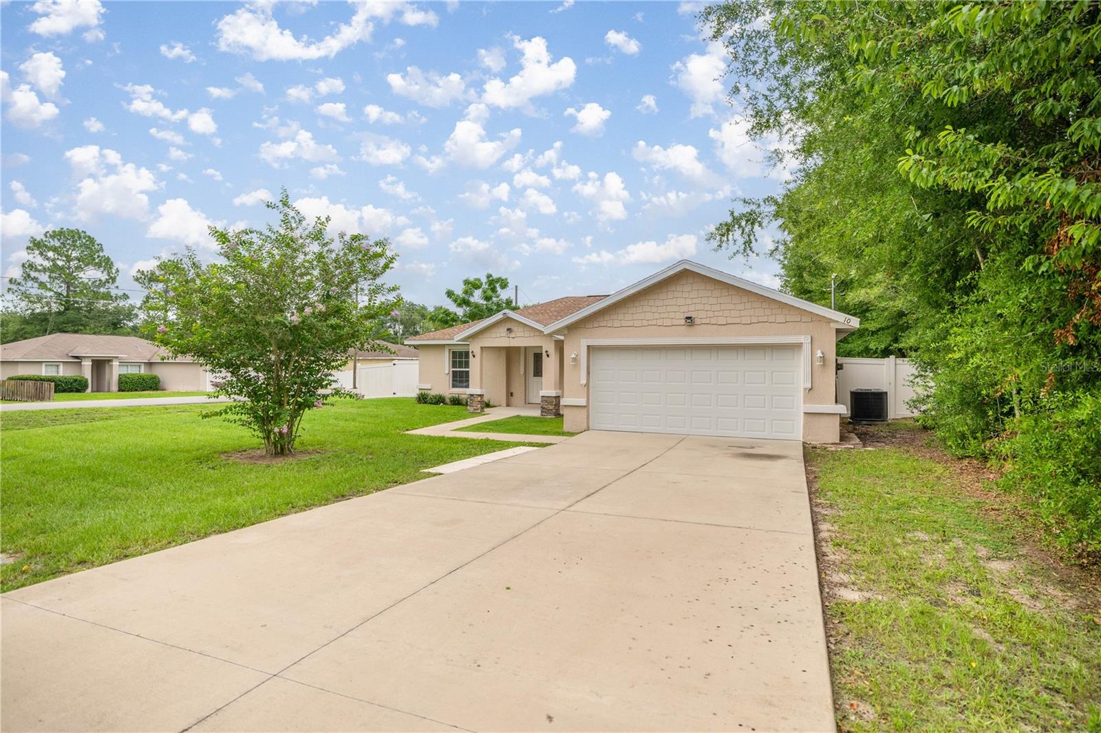 Image 20 of 28 For 10 Pecan Lane