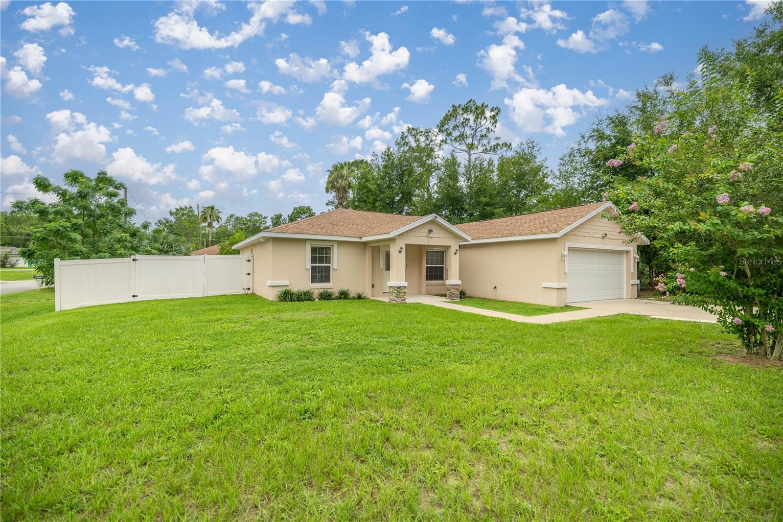 Image 21 of 28 For 10 Pecan Lane