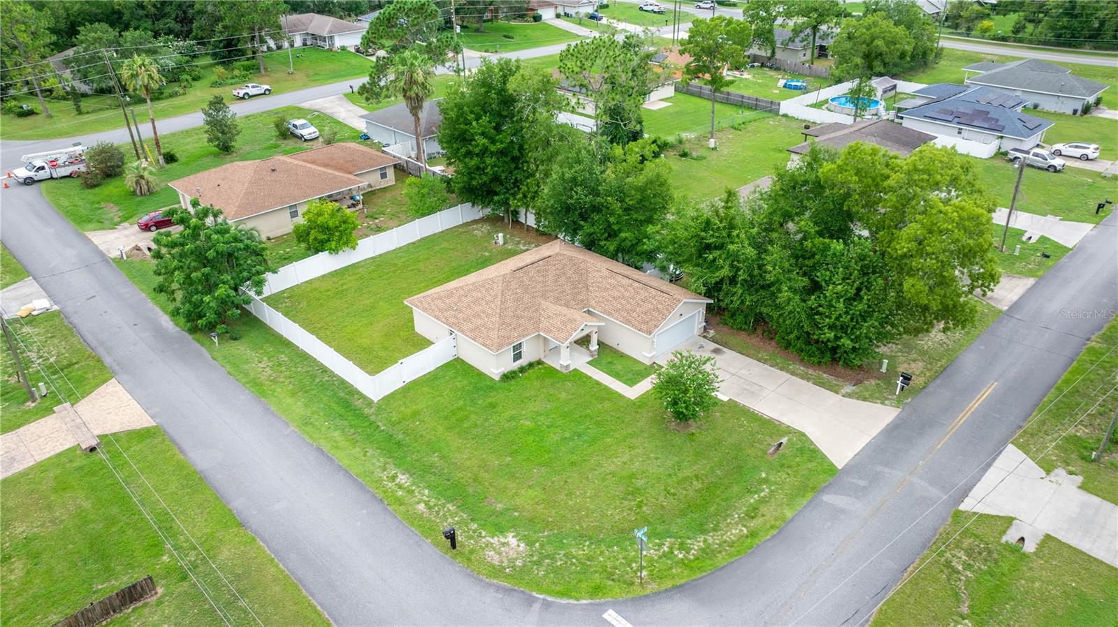 Image 26 of 28 For 10 Pecan Lane