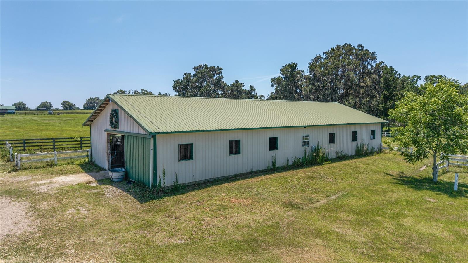 Image 15 of 24 For 16490 122 Terrace