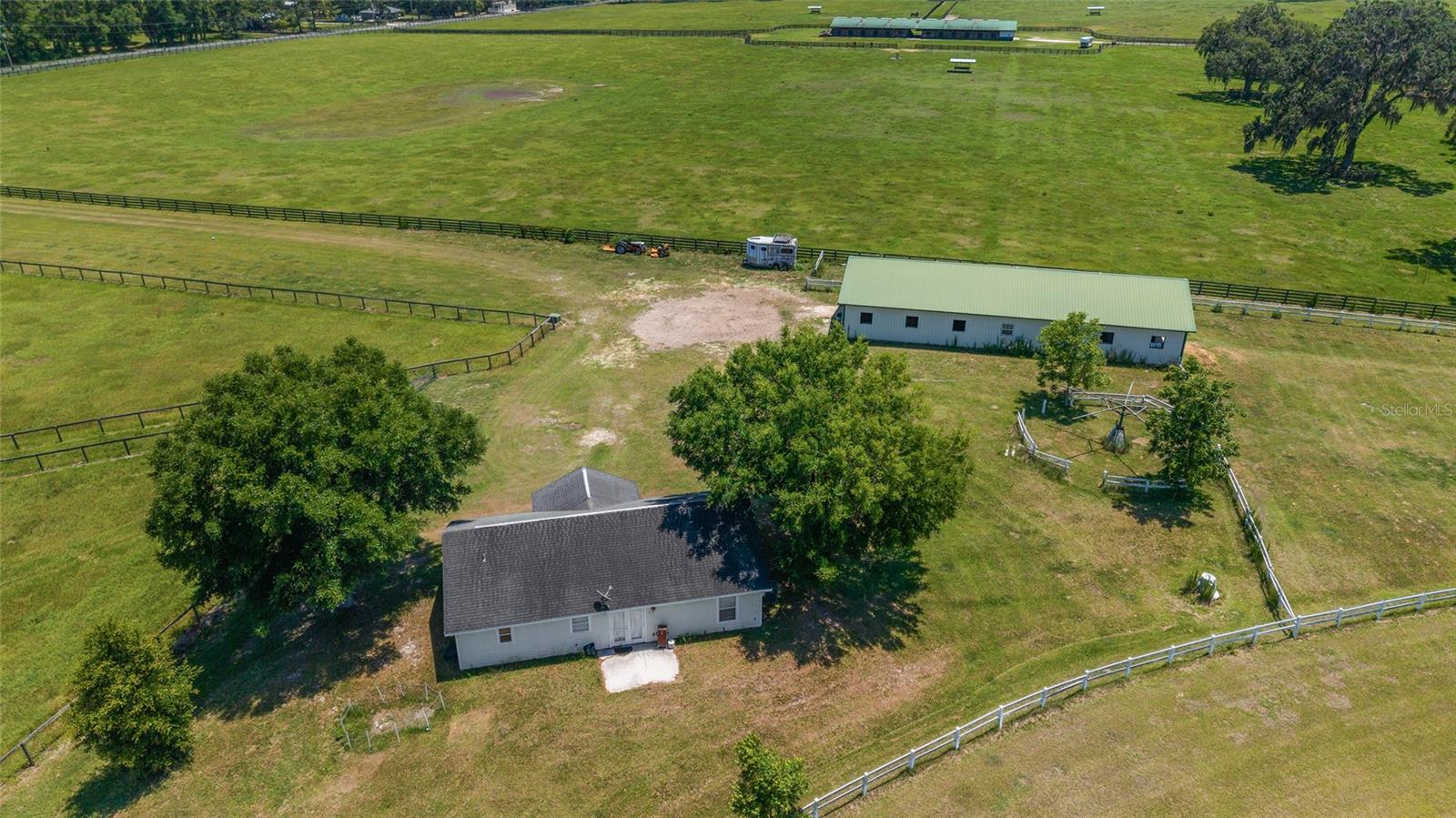 Image 17 of 24 For 16490 122 Terrace