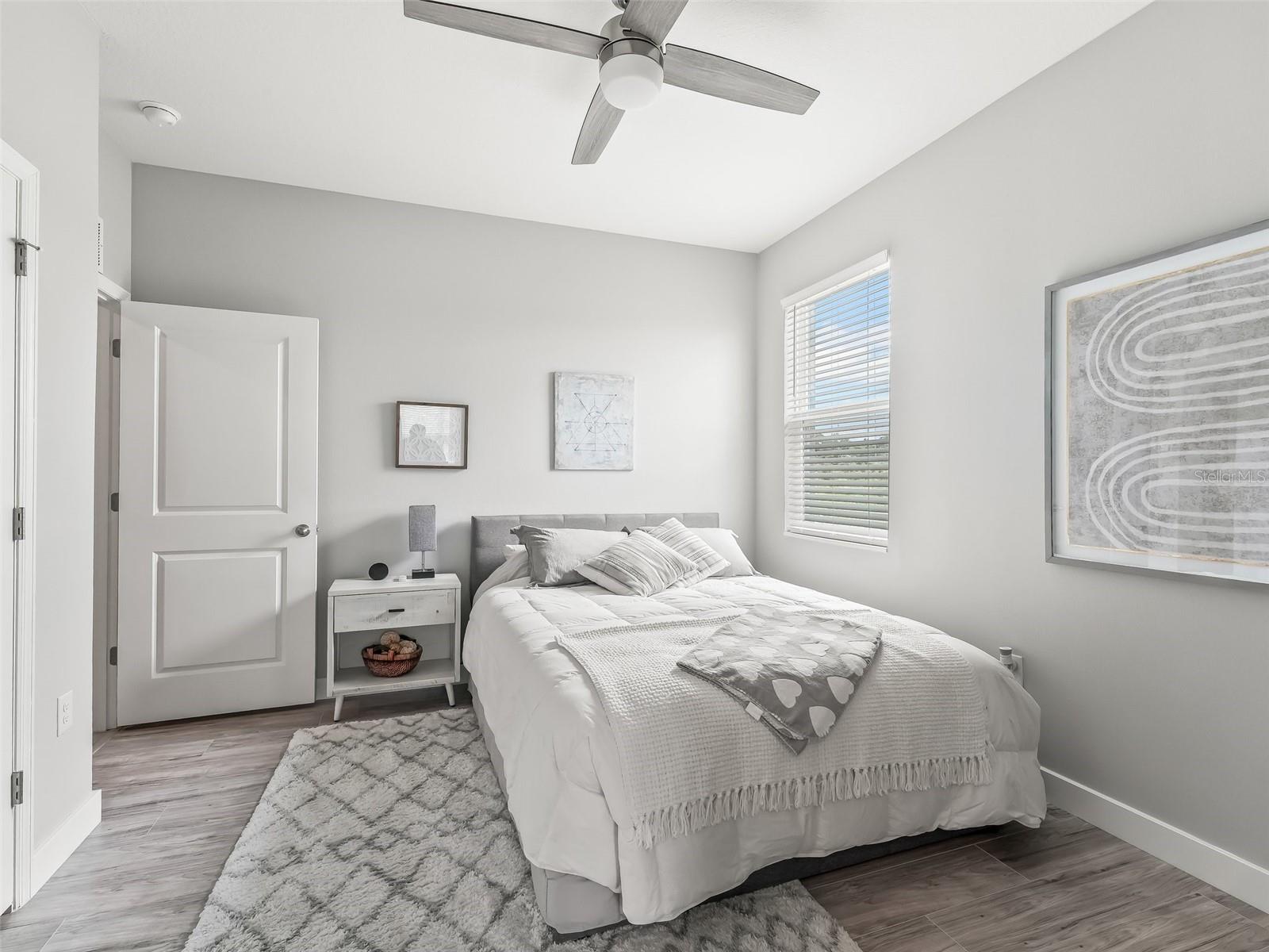Image 22 of 60 For 4589 51st Terrace Road