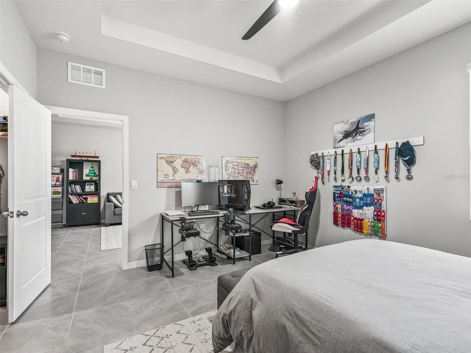 Image 34 of 60 For 4589 51st Terrace Road