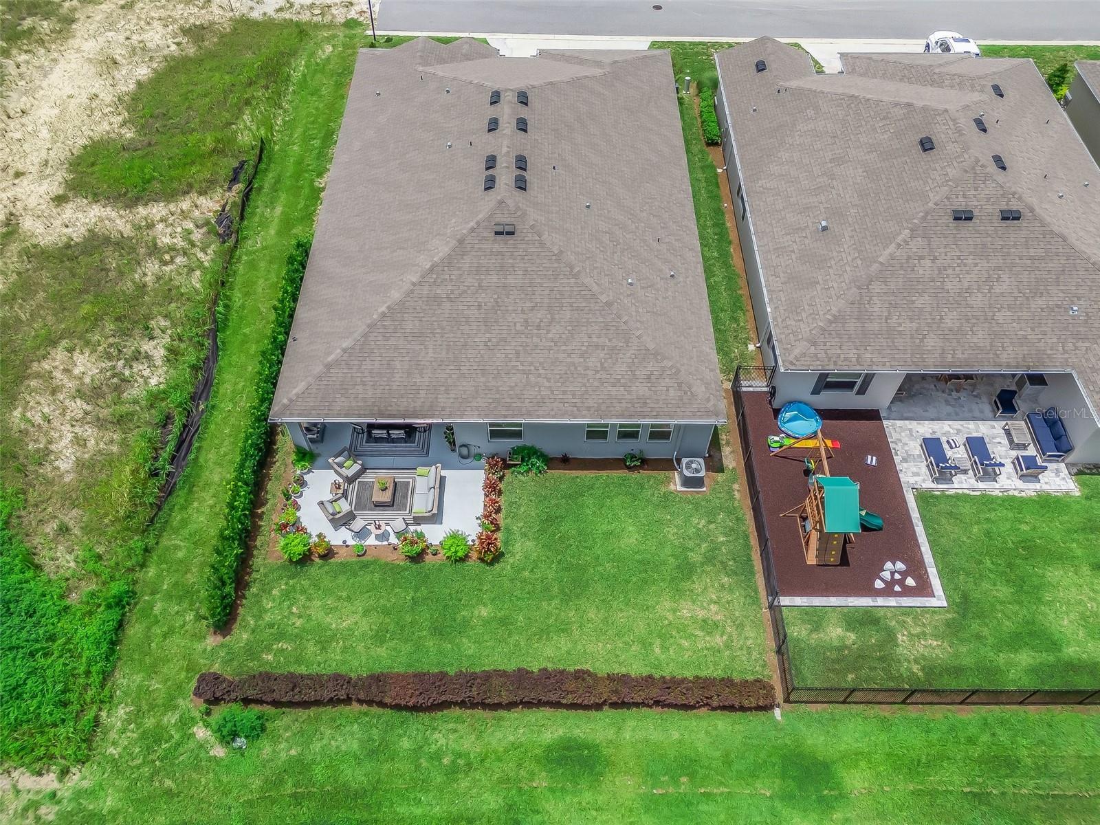 Image 43 of 60 For 4589 51st Terrace Road