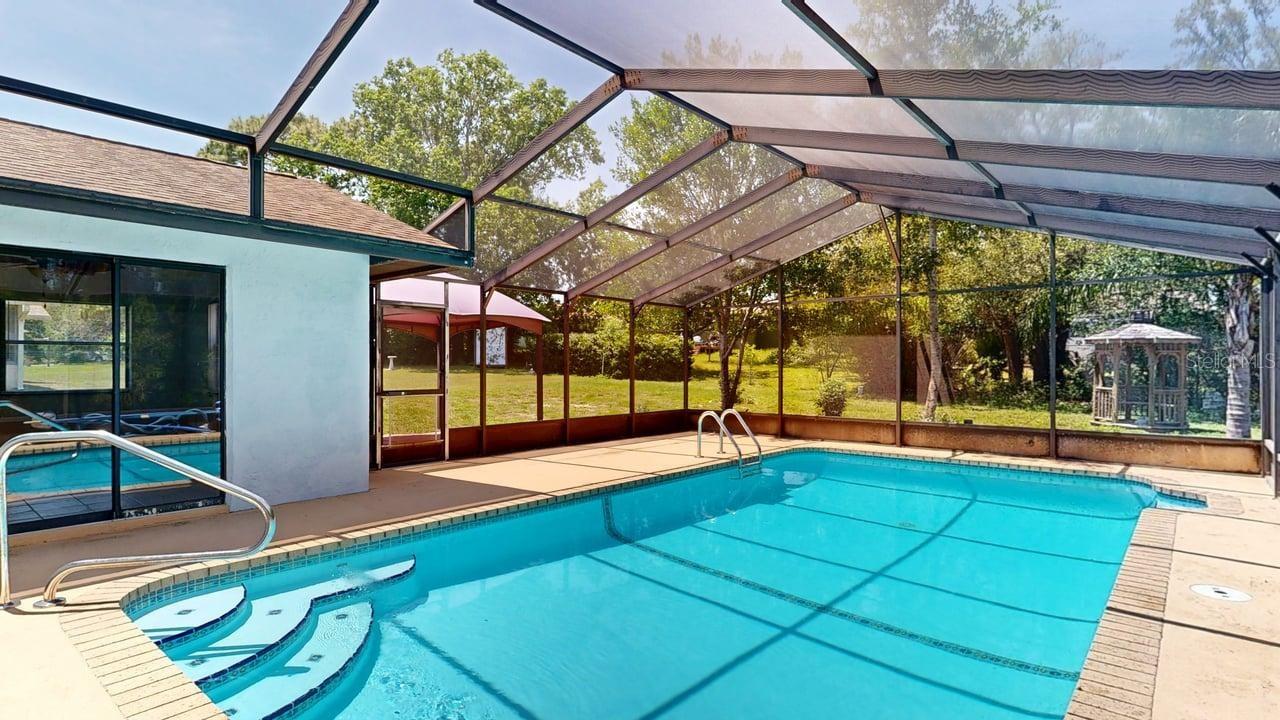 Listing photo id 13 for 125 Seymeria Drive