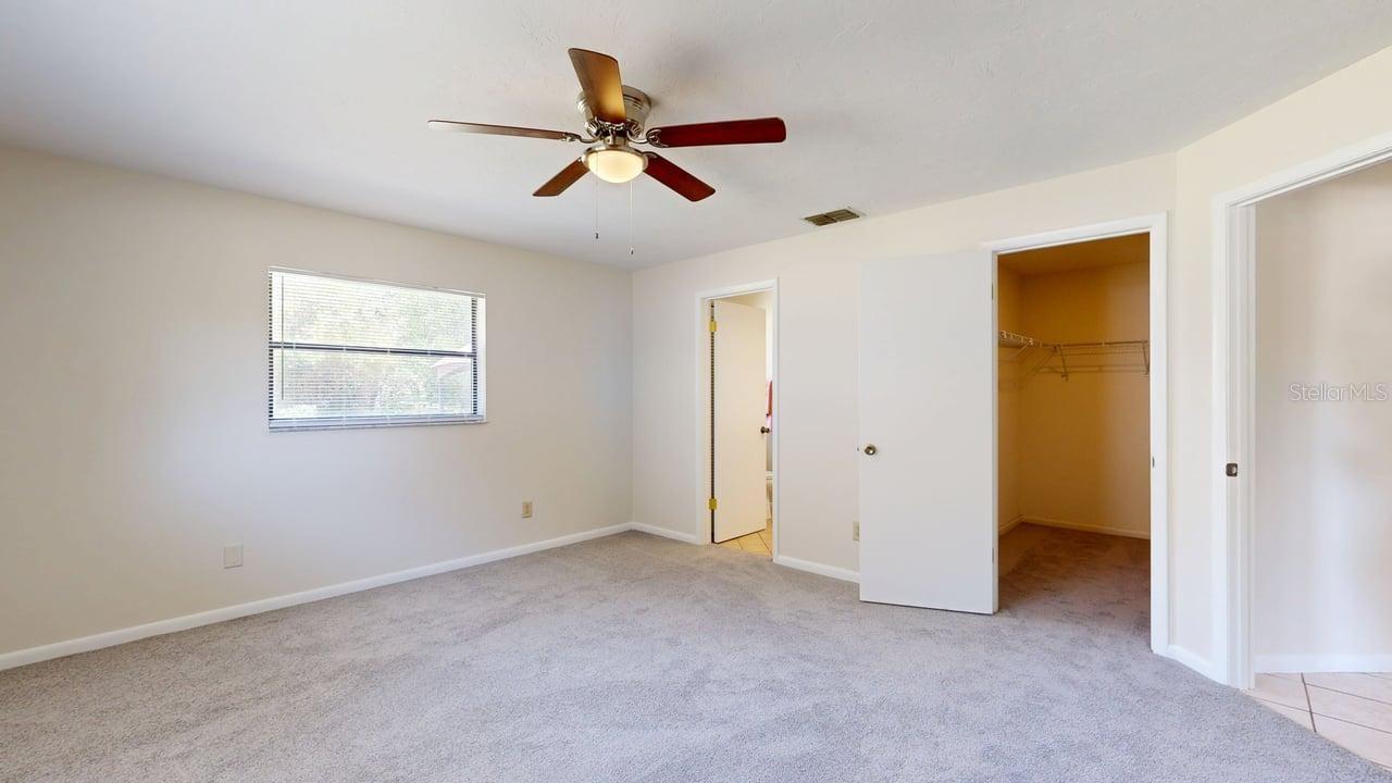 Listing photo id 16 for 125 Seymeria Drive