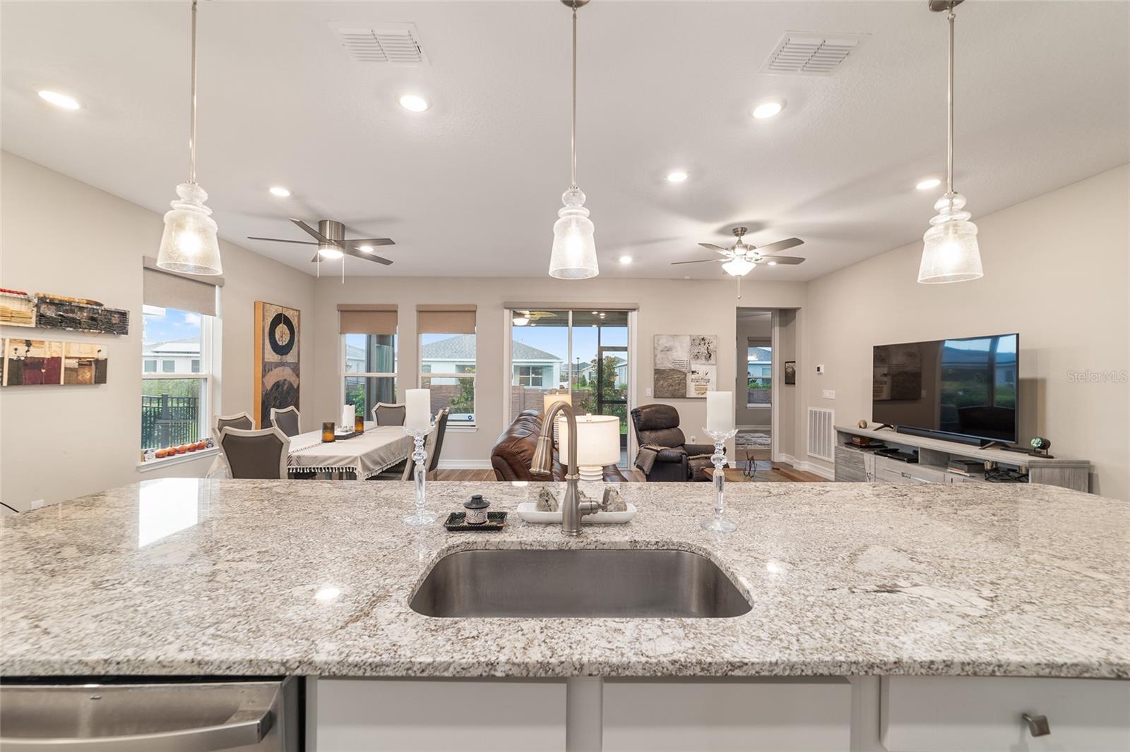 Image 15 of 51 For 4394 54th Terrace