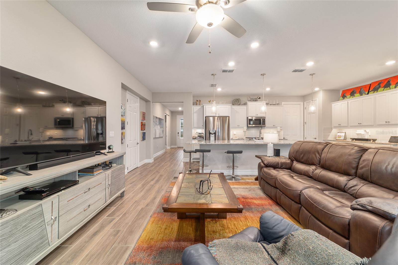 Image 23 of 51 For 4394 54th Terrace