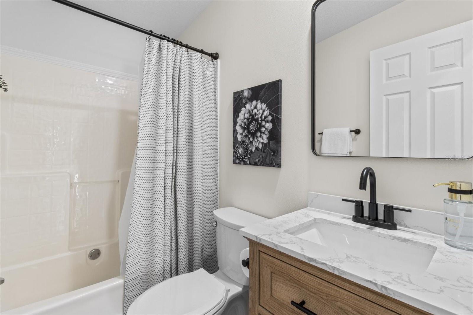 Listing photo id 20 for 4319 Elm Drive