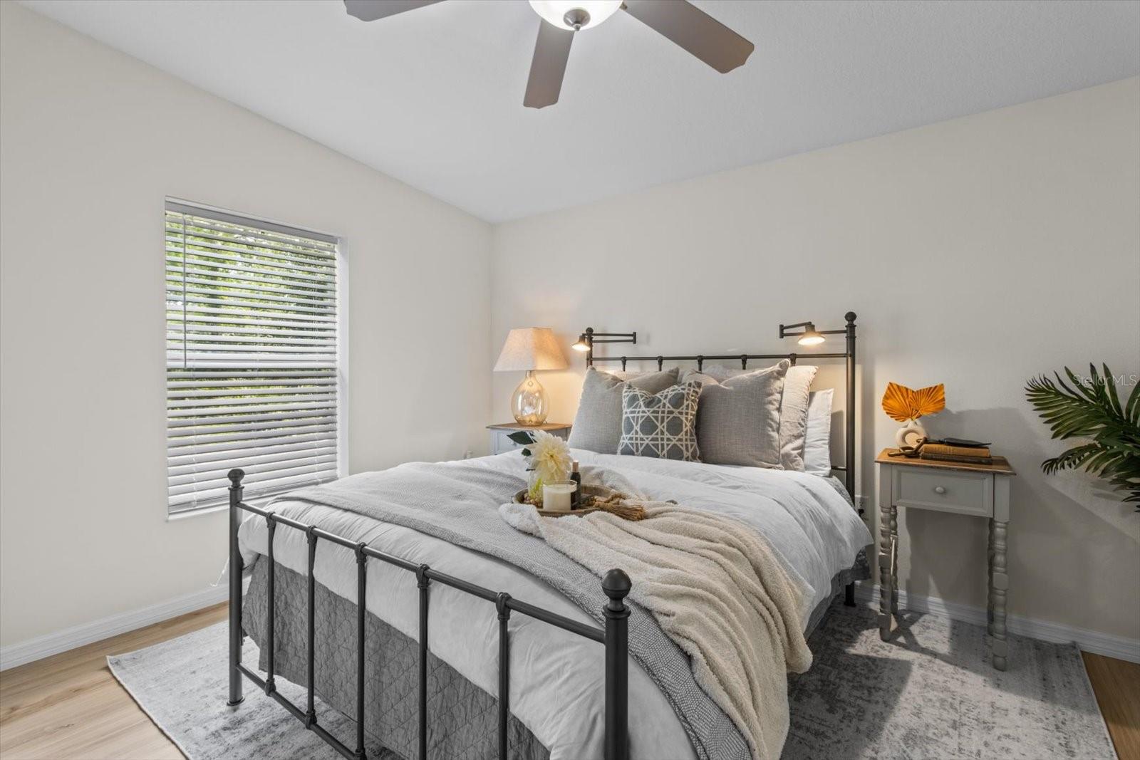 Listing photo id 27 for 4319 Elm Drive