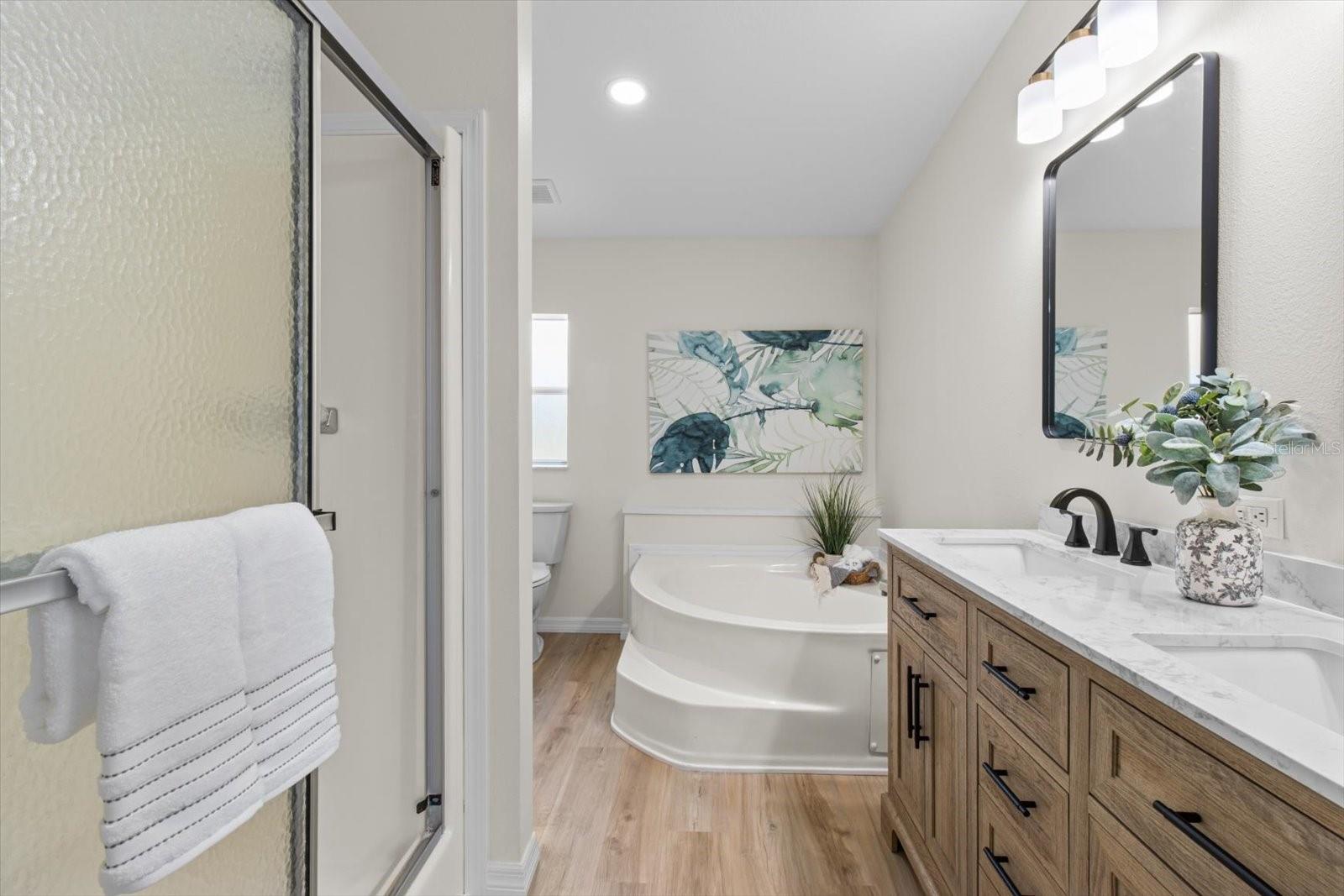 Listing photo id 31 for 4319 Elm Drive