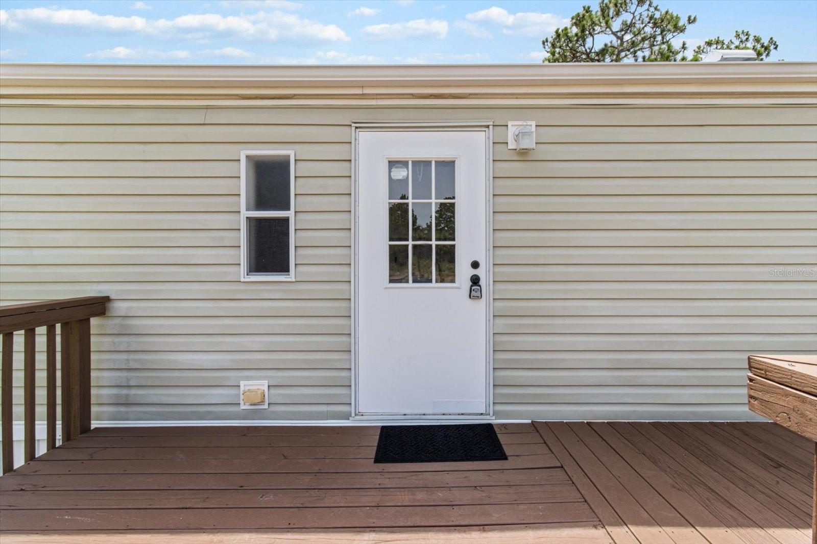 Listing photo id 35 for 4319 Elm Drive