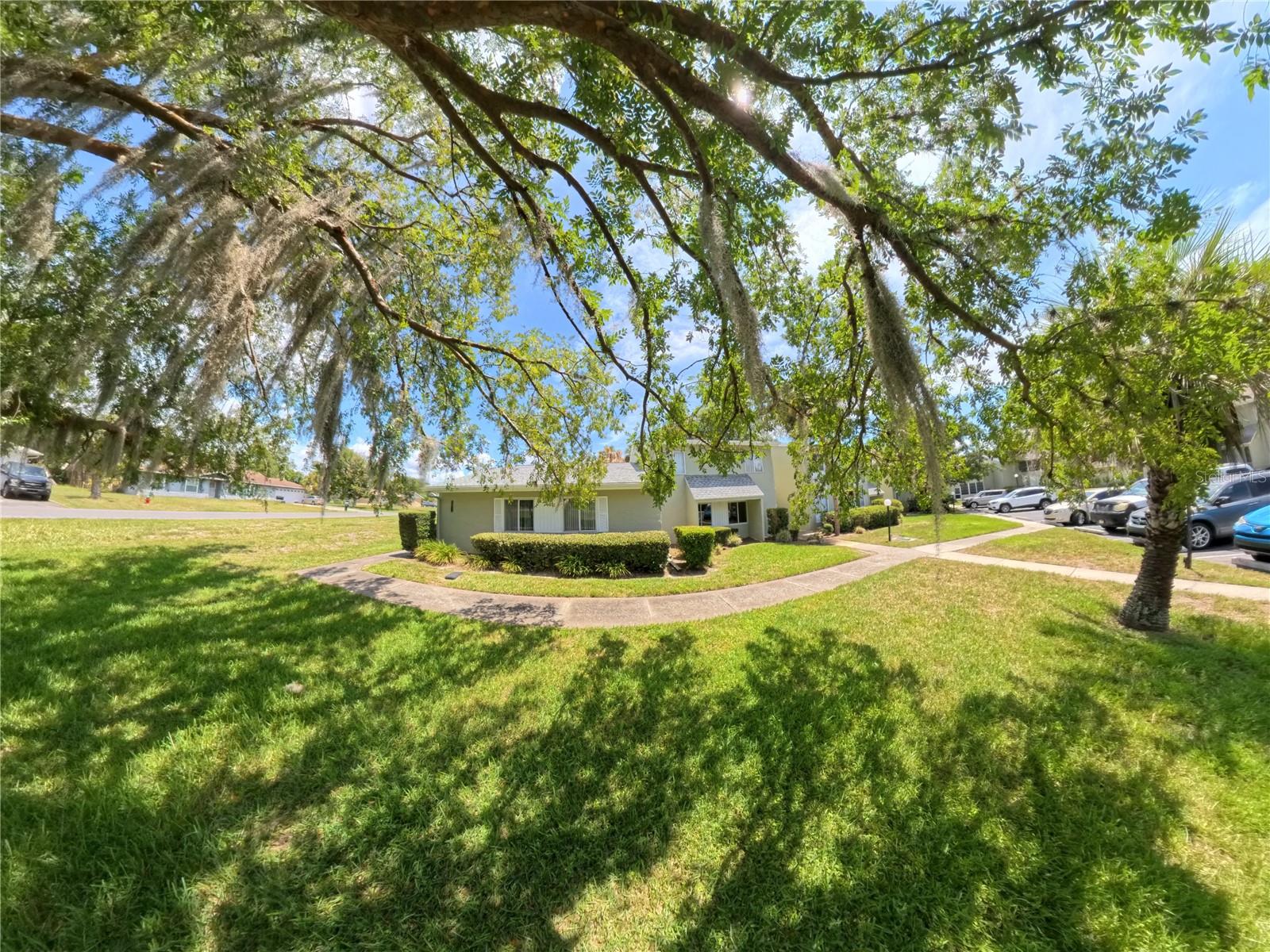 Image 4 of 20 For 564 Bahia Circle A
