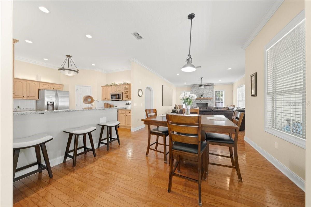 Image 15 of 51 For 645 48th Lane