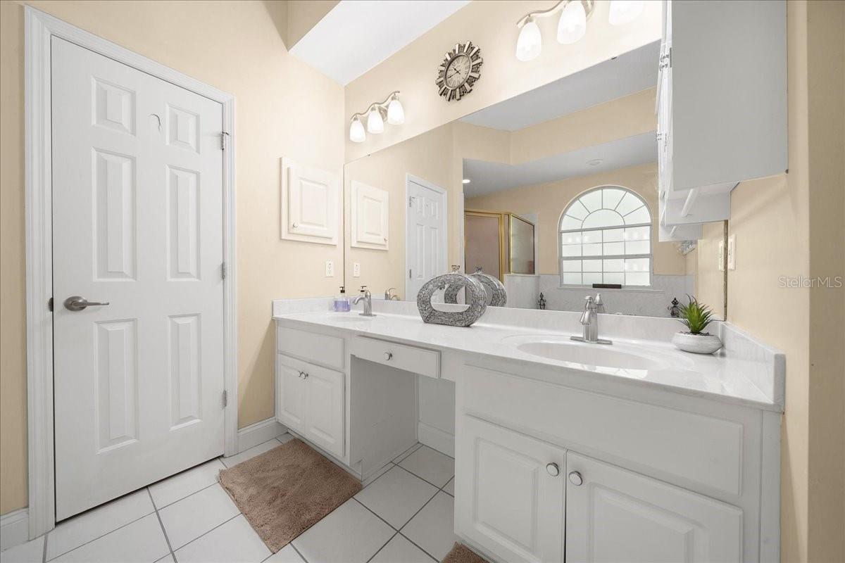 Image 35 of 51 For 645 48th Lane