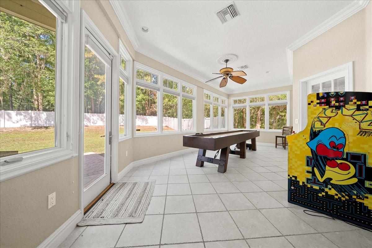 Image 40 of 51 For 645 48th Lane