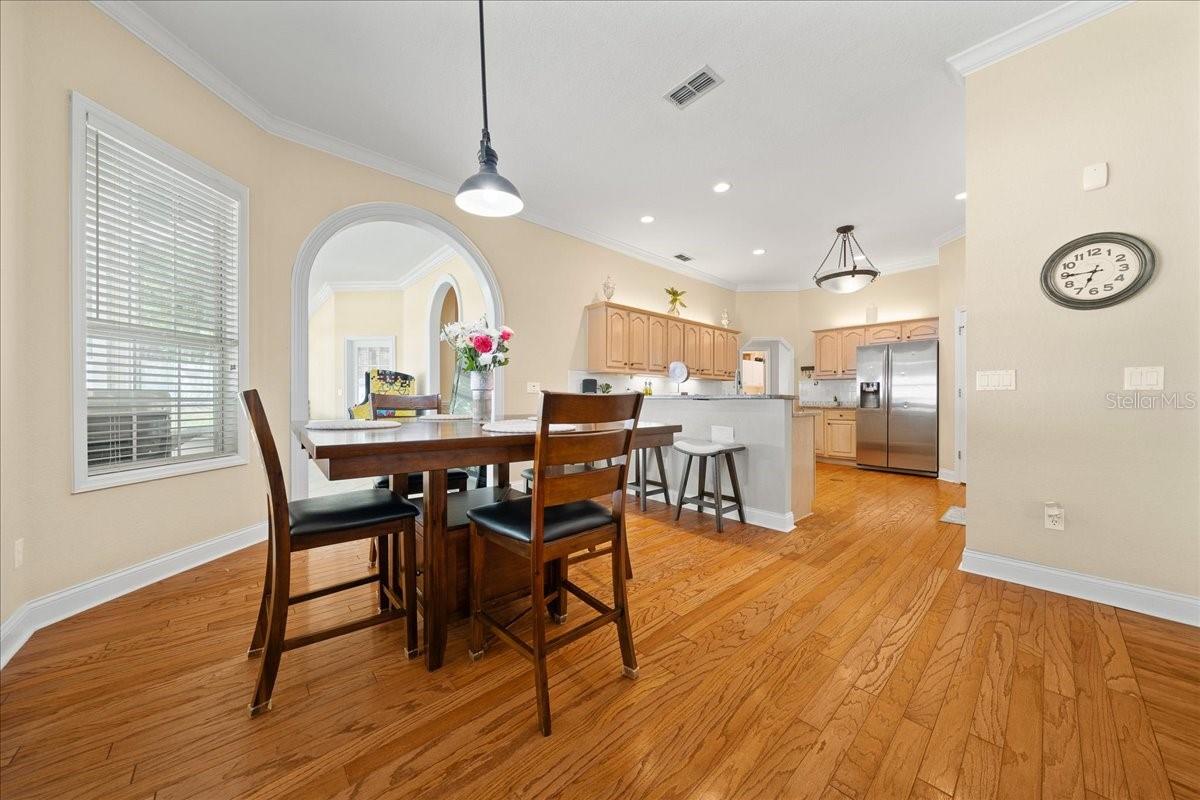 Image 9 of 51 For 645 48th Lane