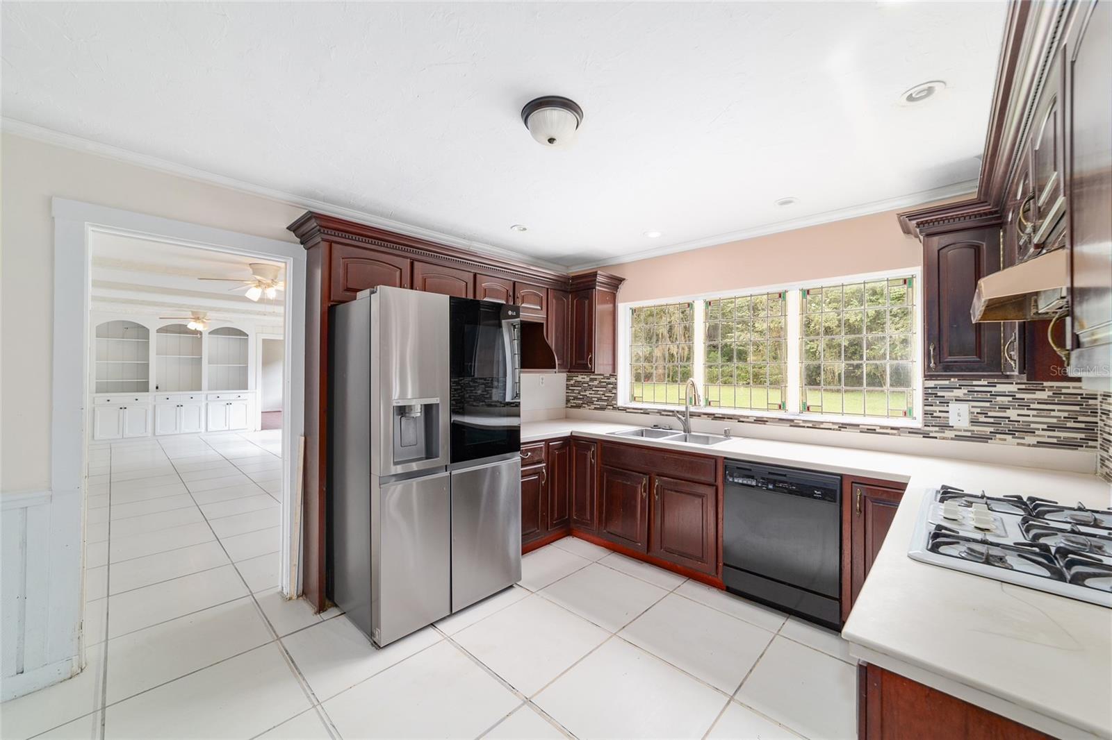 Image 17 of 63 For 2627 14th Street