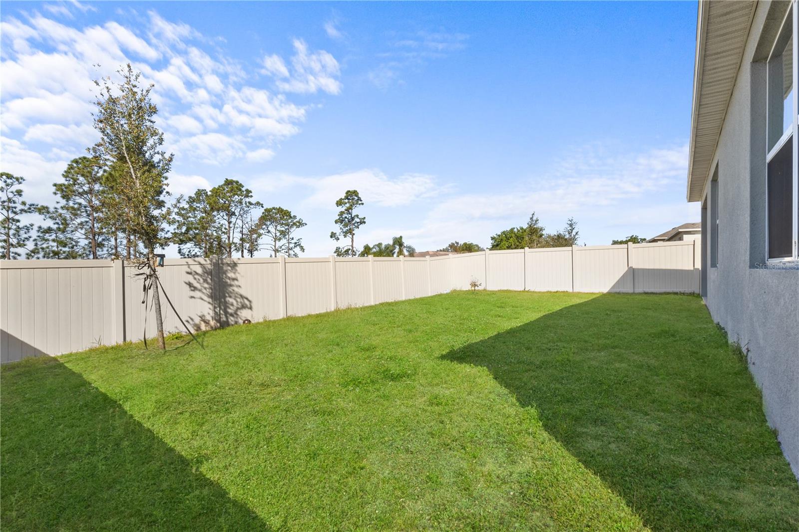 Image 24 of 37 For 547 Tanaro Lane