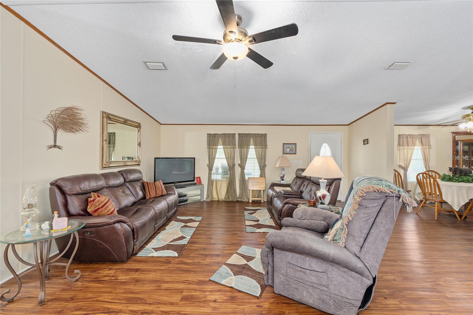 Image 5 of 26 For 7706 County Road 109d