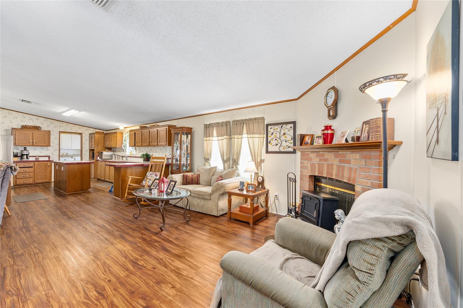 Image 6 of 26 For 7706 County Road 109d