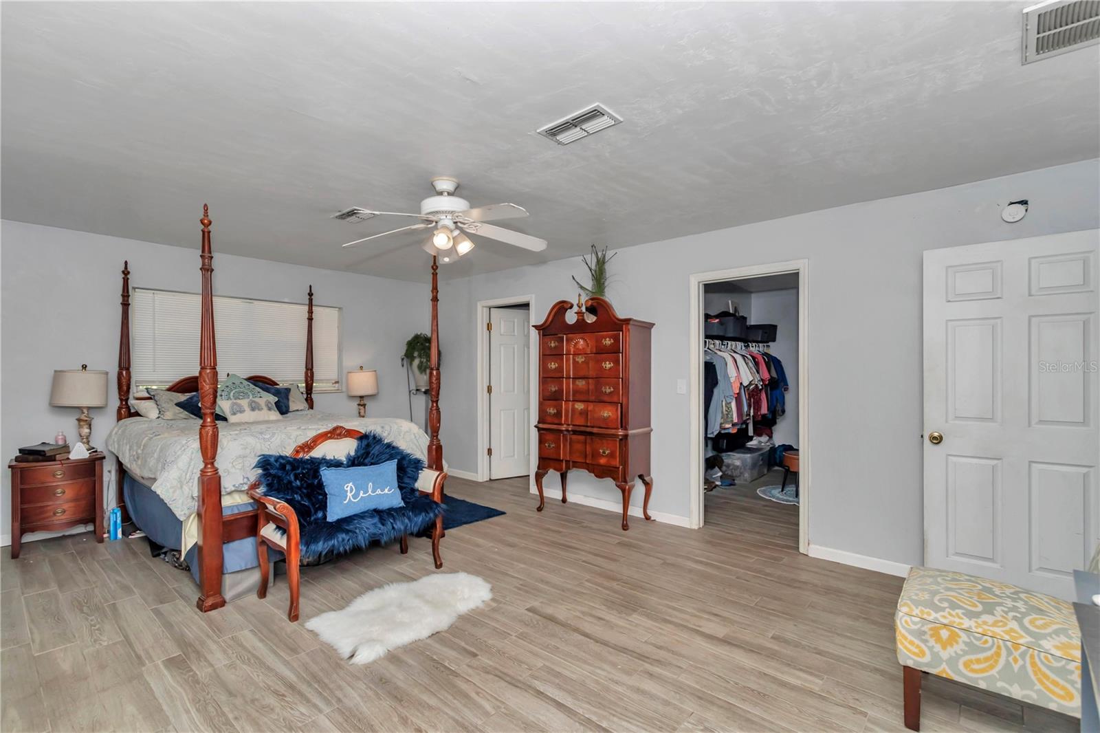 Listing photo id 19 for 11151 30th Street
