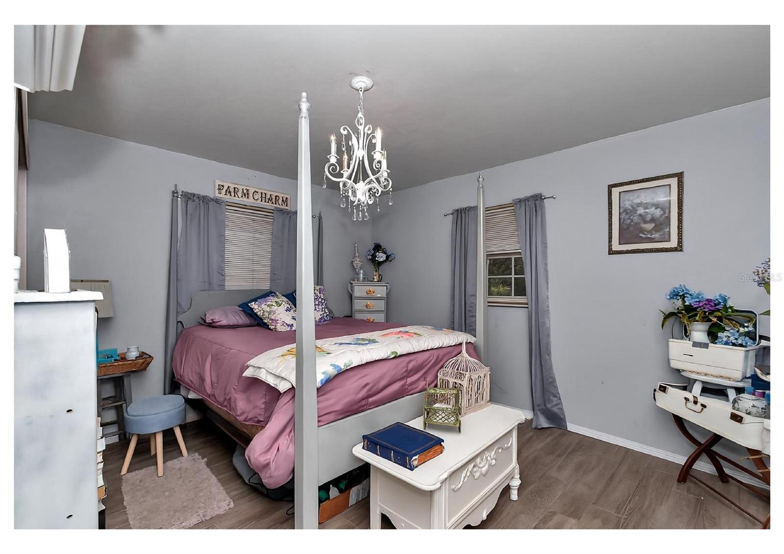 Listing photo id 23 for 11151 30th Street