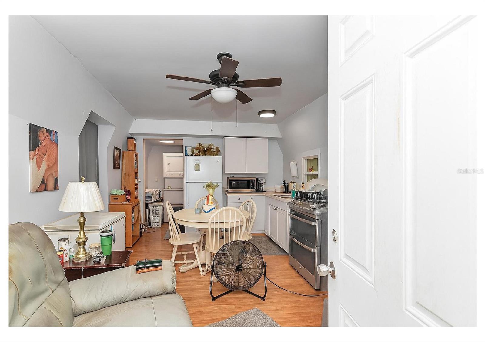 Listing photo id 28 for 11151 30th Street