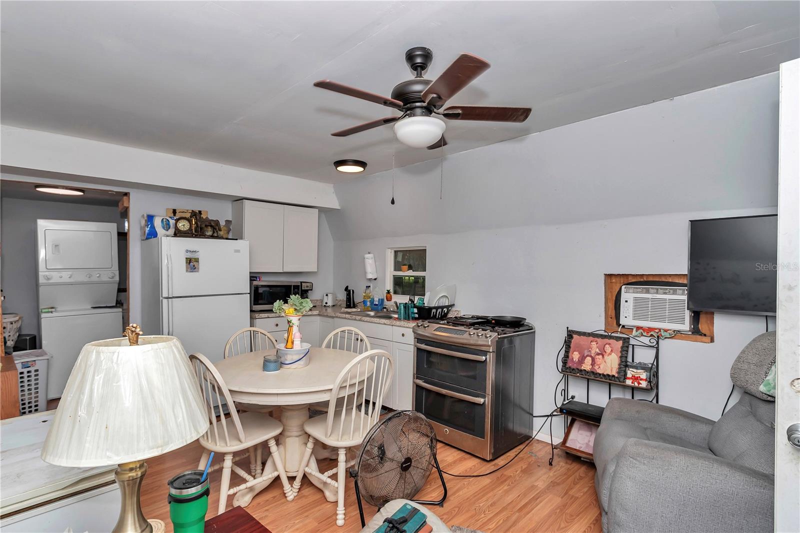 Listing photo id 29 for 11151 30th Street