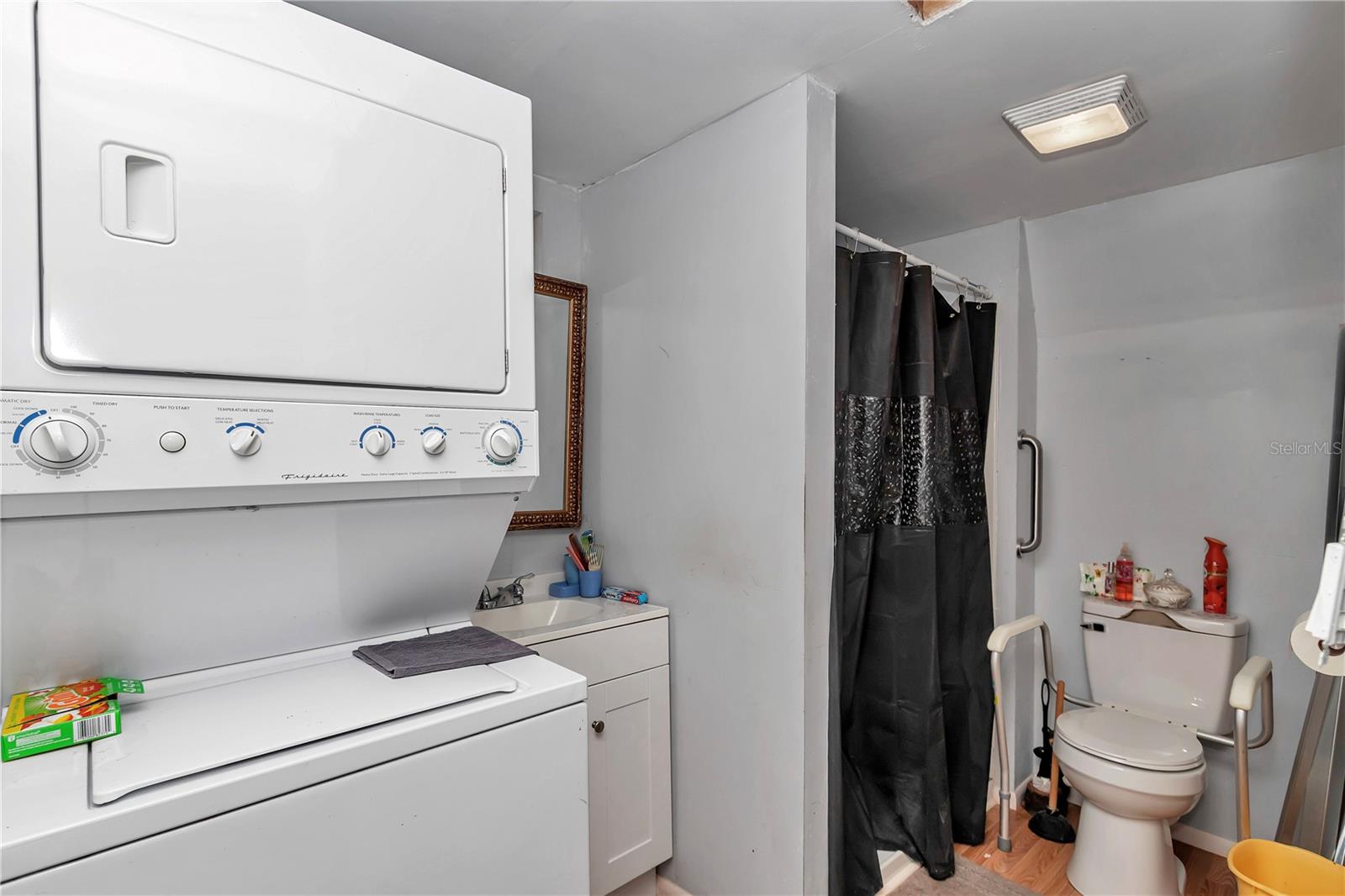 Listing photo id 31 for 11151 30th Street