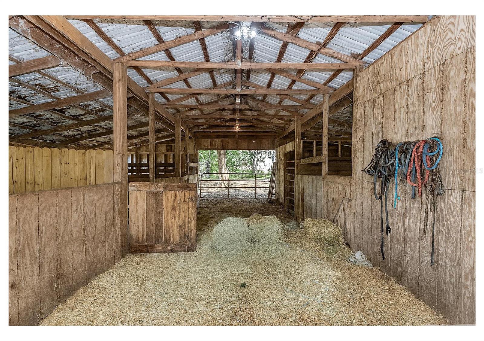 Listing photo id 34 for 11151 30th Street