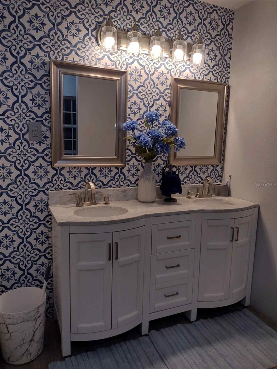 Listing photo id 4 for 11151 30th Street