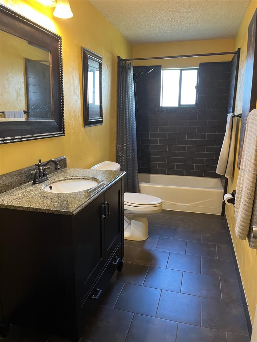 Image 14 of 51 For 1325 32nd Street
