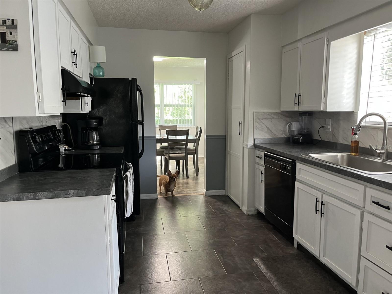Image 9 of 51 For 1325 32nd Street