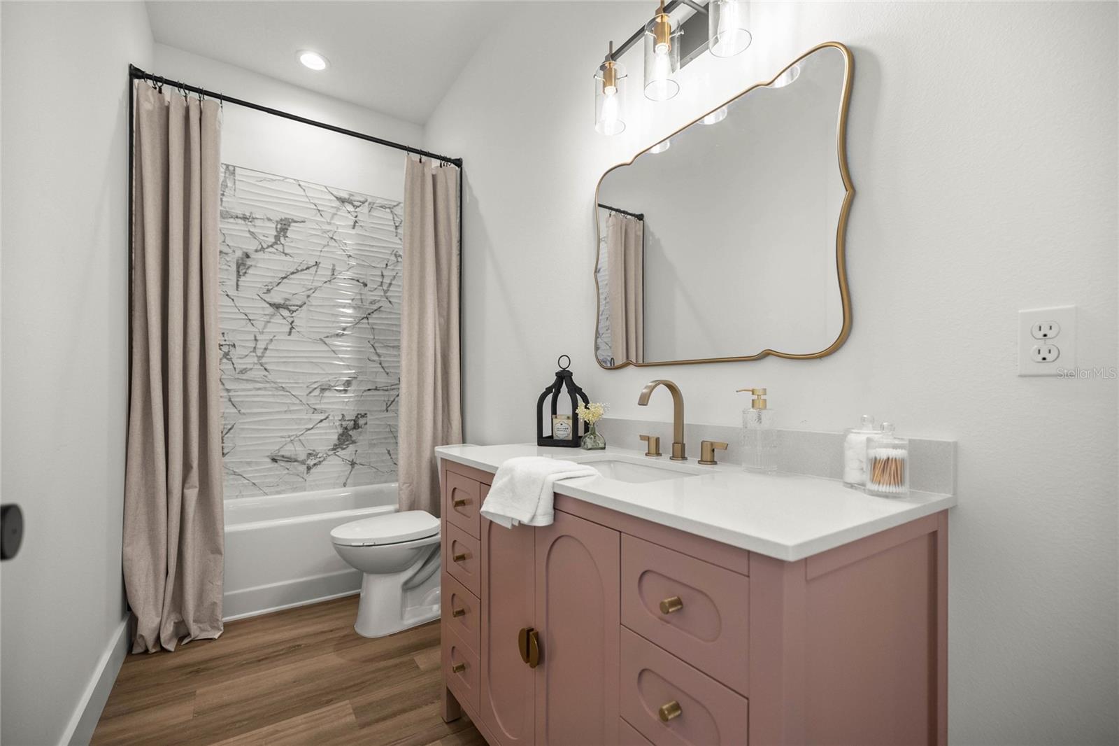 Image 10 of 31 For 2212 Sw 210th Ave
