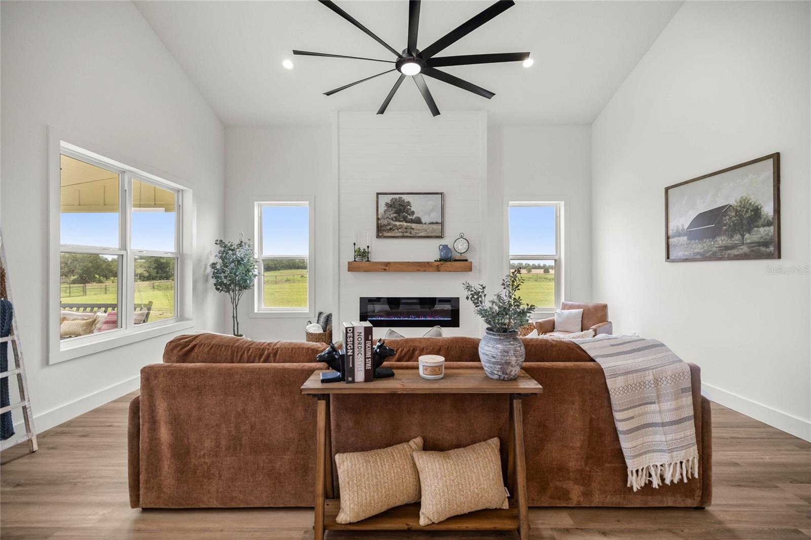 Image 3 of 31 For 2212 Sw 210th Ave