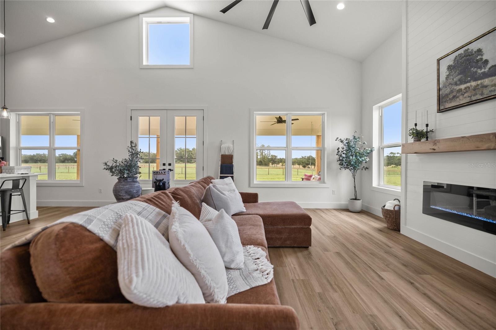 Image 4 of 31 For 2212 Sw 210th Ave